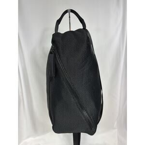 Lululemon Fast Track Convertible Bag Black Mesh Sling Shoulder Backpack Duffel